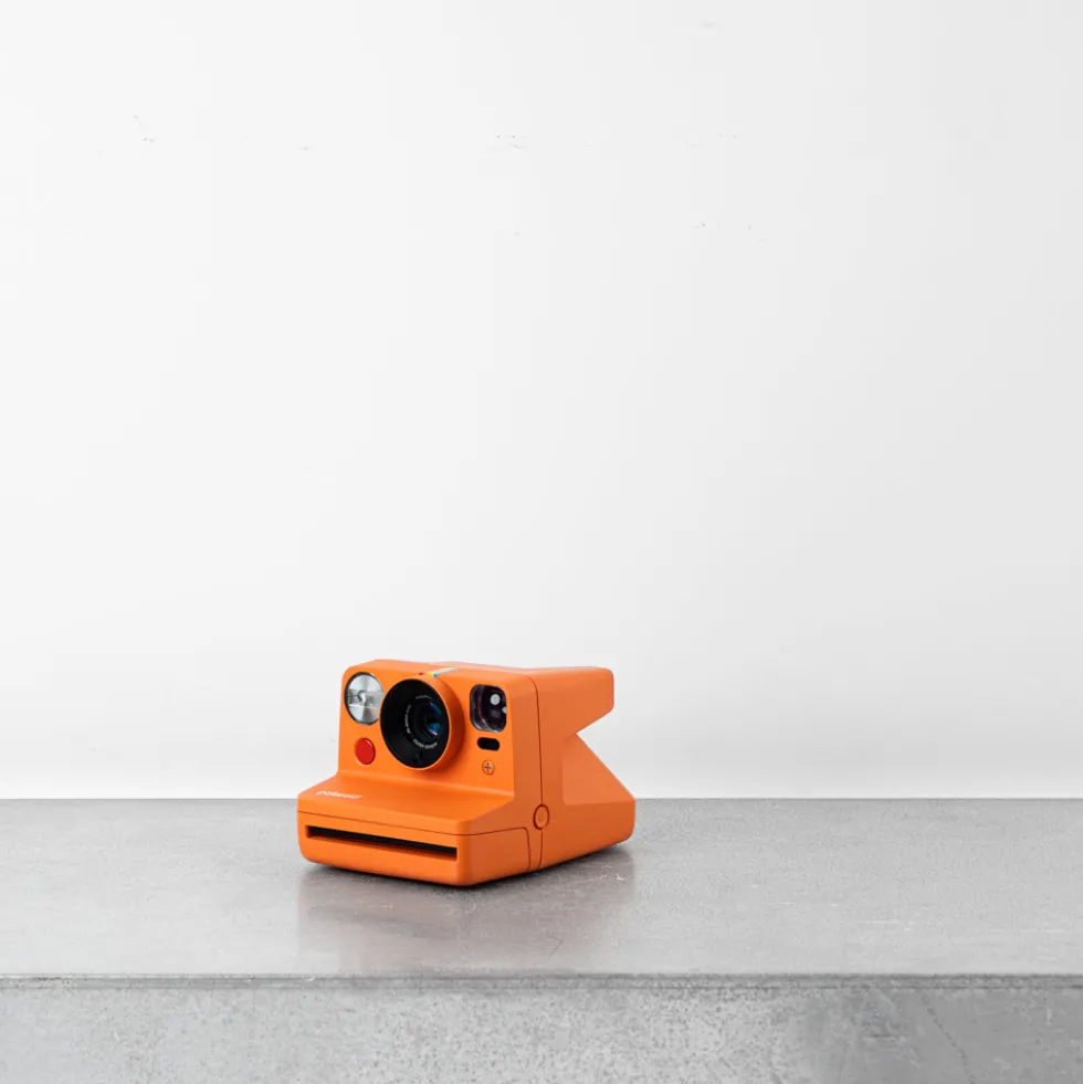 Appareil photo retro Polaroid Now3 - Corail