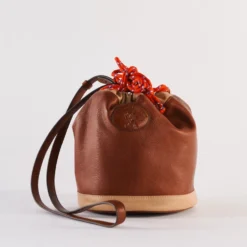 Au Vieux Campeur - Sac Grimpeur en cuir - Camel & Beige
