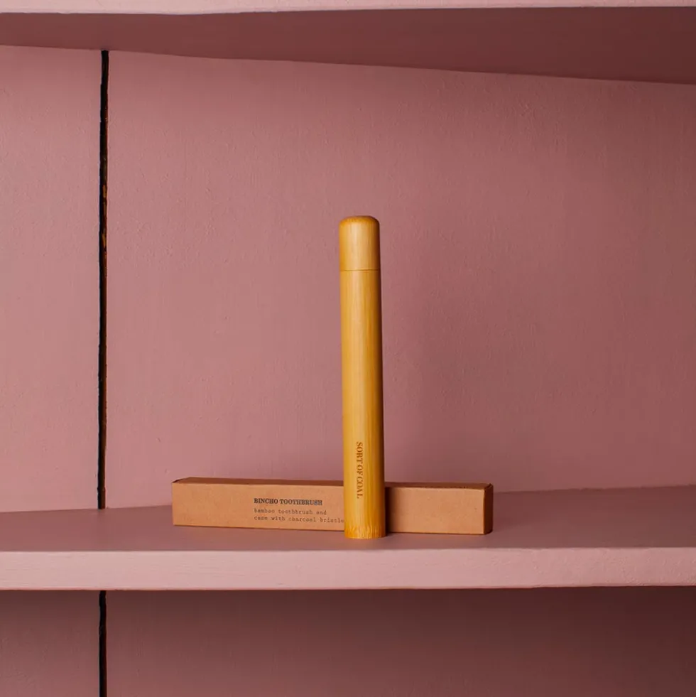 Brosse à dent avec étui en bamboo