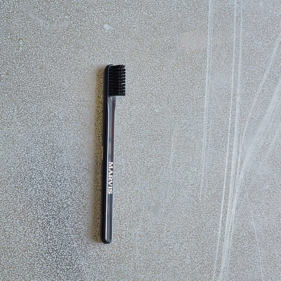 Brosse à dents - Noir - Marvis