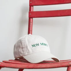 Casquette unisexe brodée Non Merci - Écru