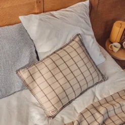 Coussin Merci - Carreaux Brun Cha Iro