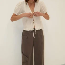 Deiji Studio - Top Pintuck - Bone Check