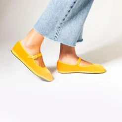 Drogheria Crivellini - Ballerines Jane Velvelt à attache - Moutarde
