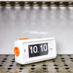 Horloge AL 30 - Blanc & Orange - Twemco