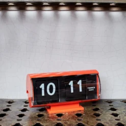 Horloge QT 30 - Orange - Twemco