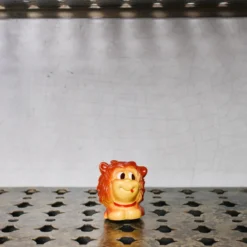 Jouet - Jonny le lion
