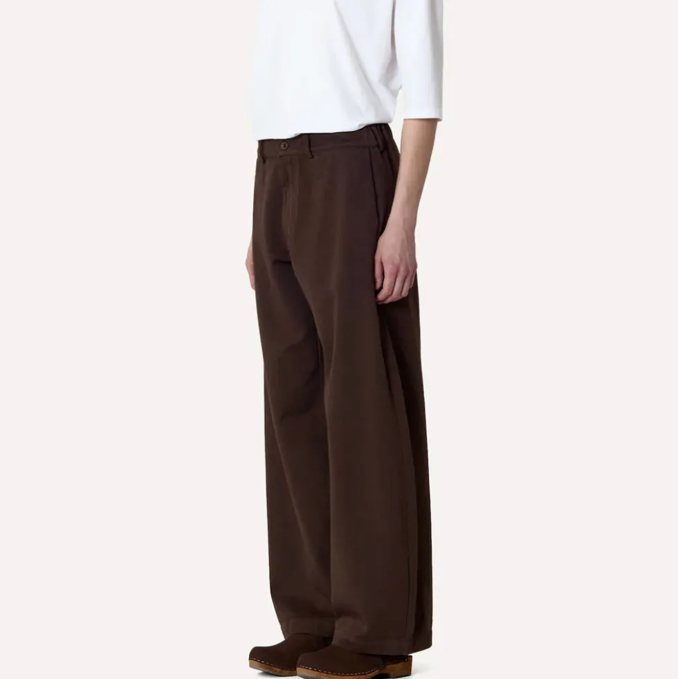 Labo.Art - Pantalon Bum Massaua - Marron