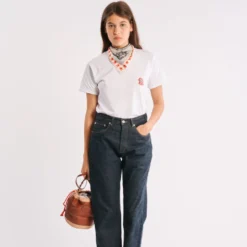 La Caverne du Pont-Neuf x Au Vieux Campeur - T-shirt Etiquette - Blanc