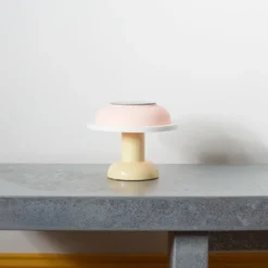 Lampe portable PL4 - Rose Jaune - Sowden