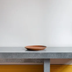 Merci - Assiette plate en grès - Cannelle