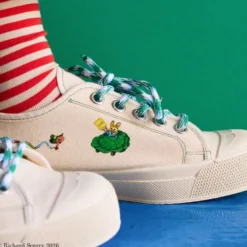 Merci x Richard Scarry x Bensimon - Baskets Romy B79 - Écru