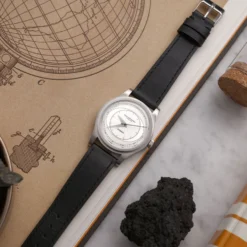 Montre LMM-01 : Scientifique