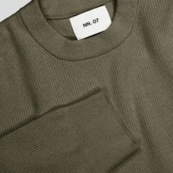 NN. 07 - Pull Danny - Kaki