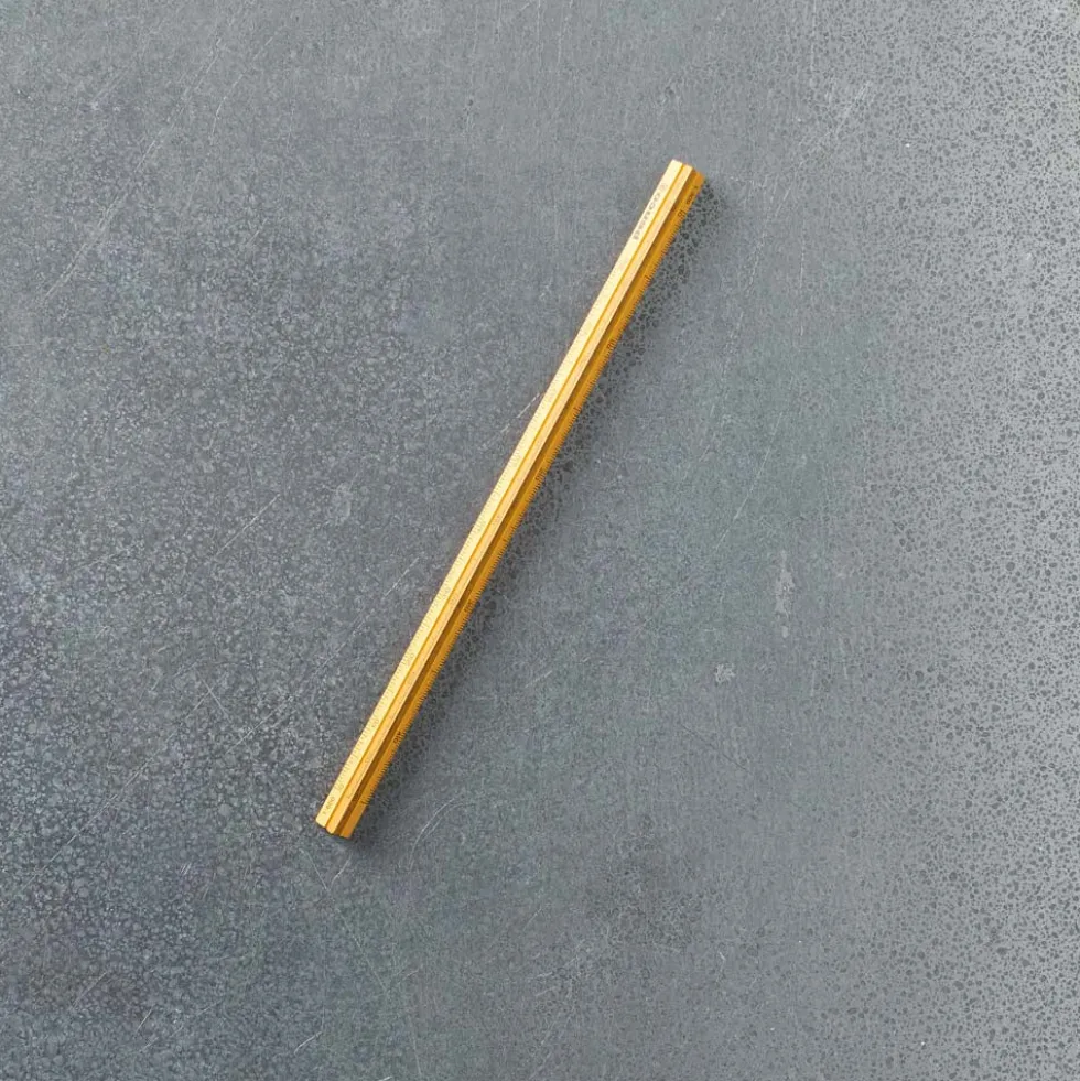 Règle jaune
