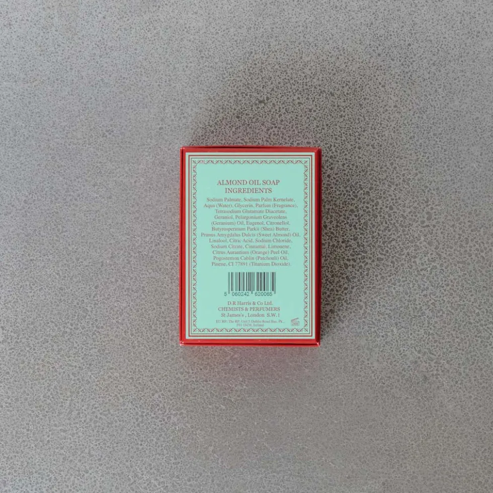Savon sur corde - Huile d'amande douce - D.R. Harris And Co.