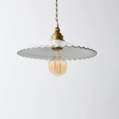 Suspension en dentelle - Yvonne