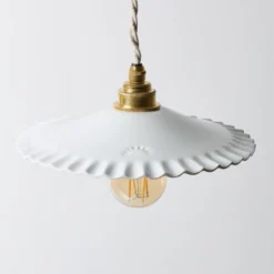 Suspension en dentelle - Yvonne