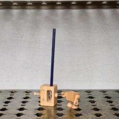 Taille crayon en bois -Robot