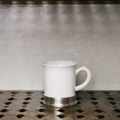 Tasse céramique et étain - Cosi Tabellini